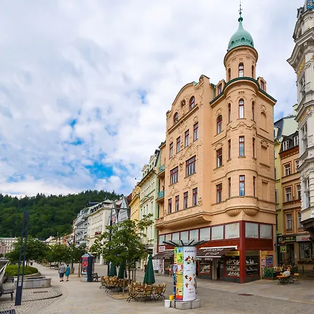 Bohemia Rhapsody * Karlovy Vary