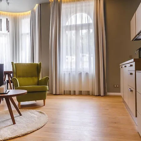 Apartment Bohemia Rhapsody *